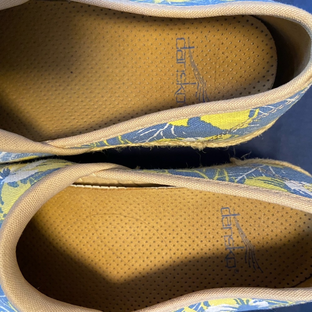Dansko clogs - Picture 3 of 4